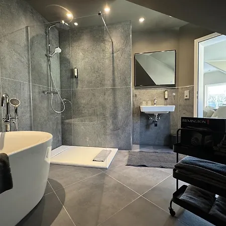 Apartmenthaus Burkhardt - Doppelzimmer Und *