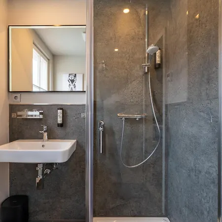 Apartmenthaus Burkhardt - Doppelzimmer Und בית אירוח *
