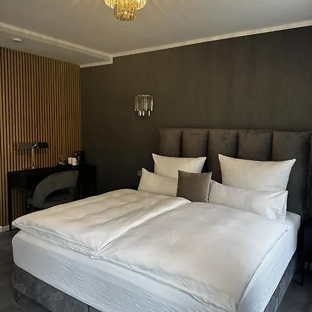 Apartmenthaus Burkhardt - Doppelzimmer Und *