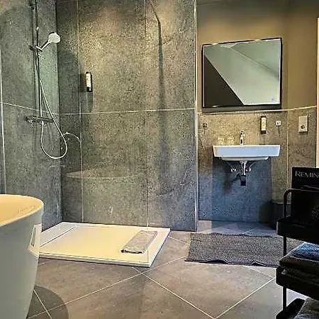 Apartmenthaus Burkhardt - Doppelzimmer Und Rum i privatbostad Meißen